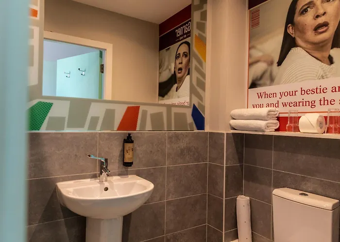 Rezz Temple Bar, Dublin Hotel